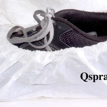 Disposable shoe covers - pest control